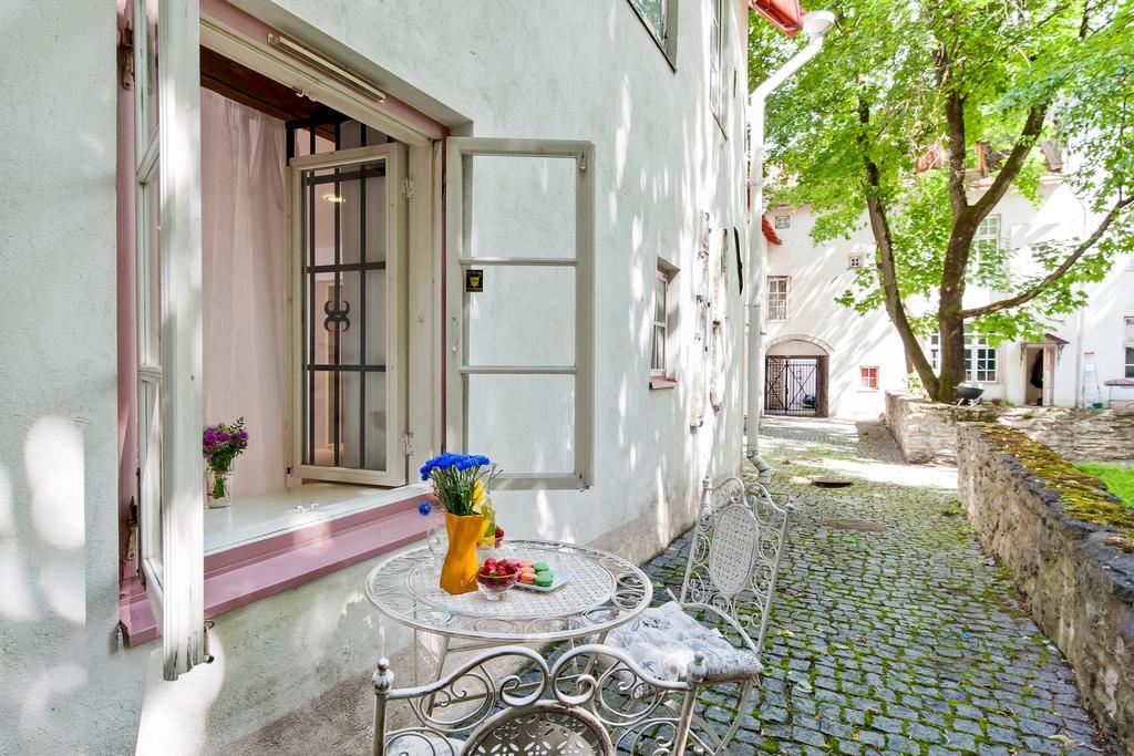 Old Town Central Apartment Tallin Zewnętrze zdjęcie